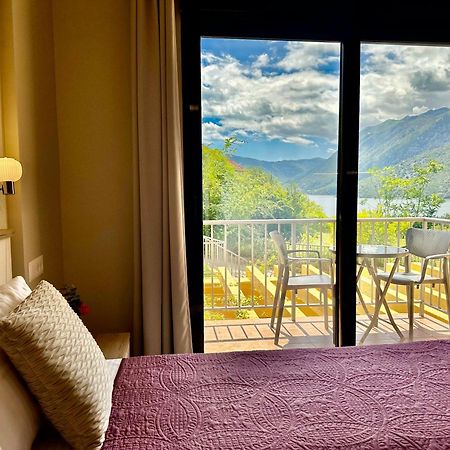 Villa Risan Apartments Екстер'єр фото