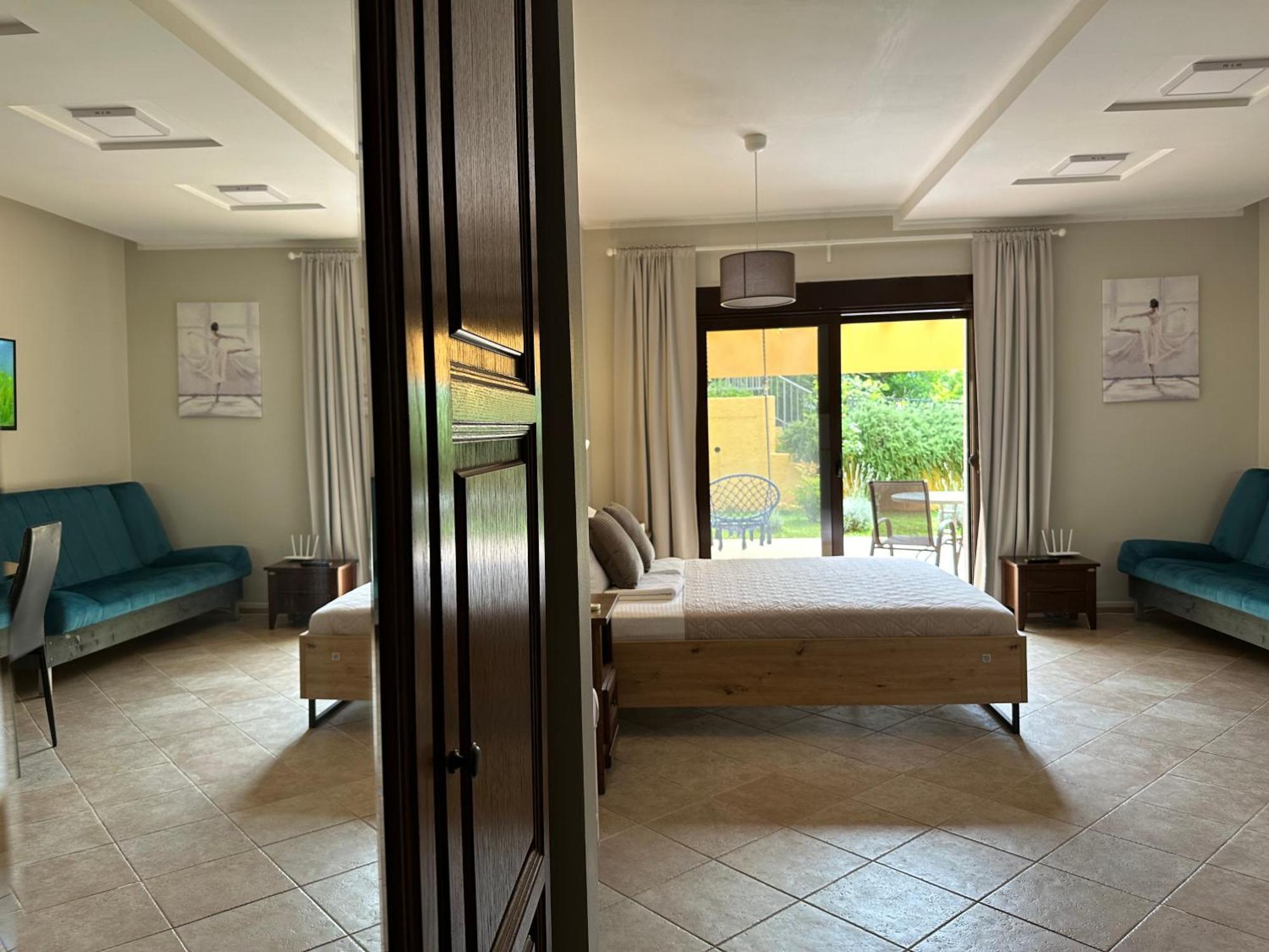 Villa Risan Apartments Екстер'єр фото