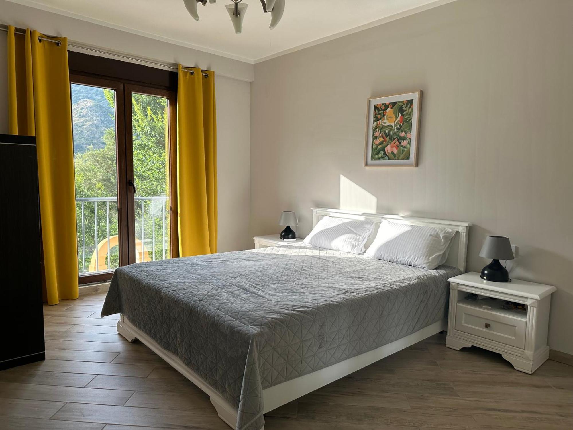 Villa Risan Apartments Екстер'єр фото