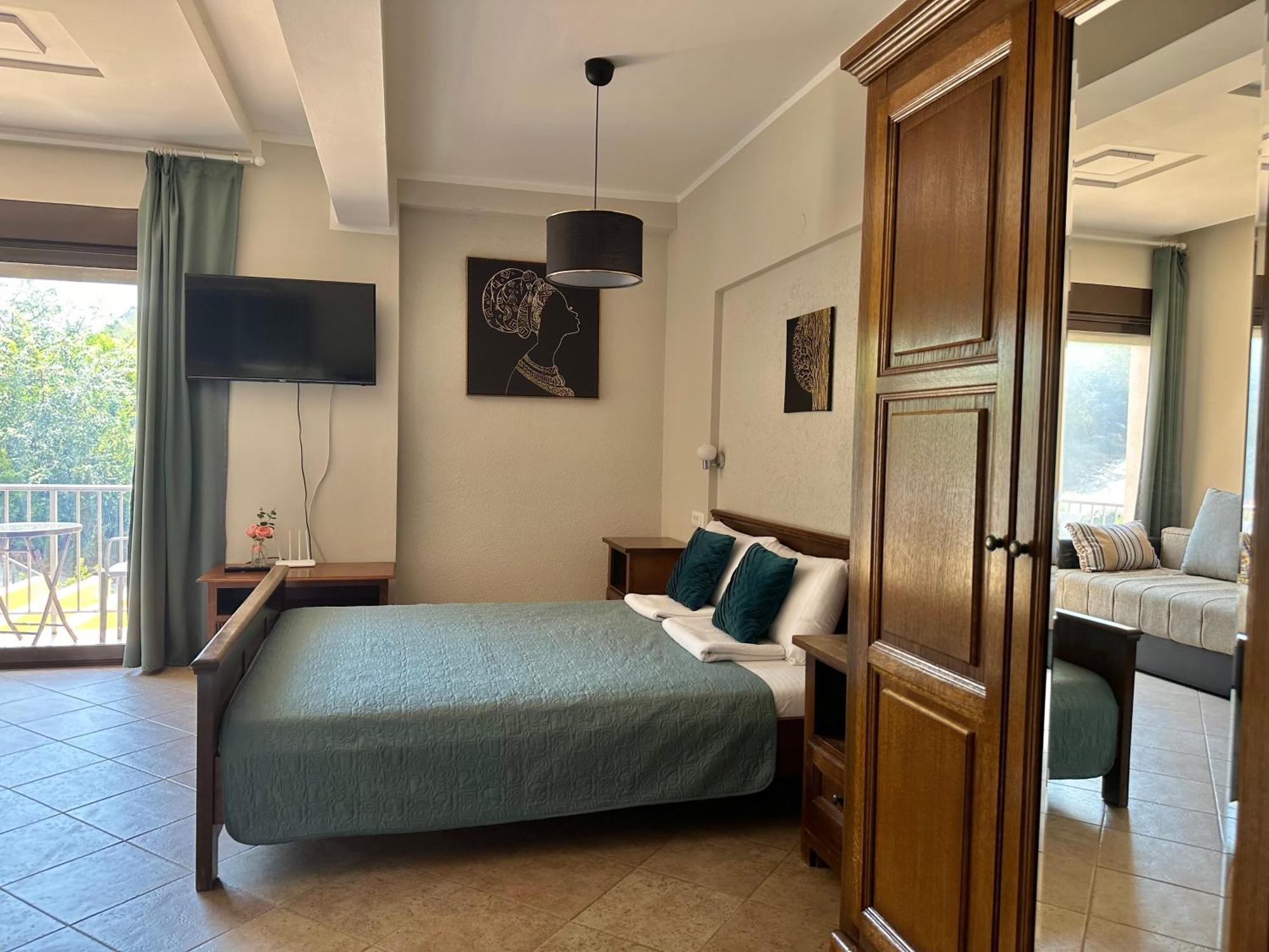 Villa Risan Apartments Екстер'єр фото